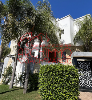 image de propriété - Villa de 3 façades à Bostane à EL jadida