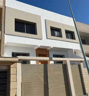 image de propriété - Demi villa neuve étage plus terrasse