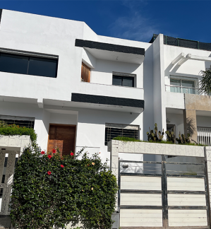 image de propriété - Villa deux façades quartier Bostane à EL Jadida